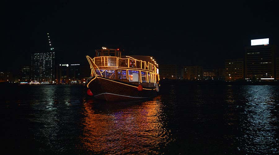 Dhow Cruise Dubai – Celebrate Special Events