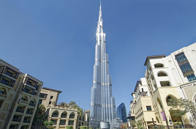 Complete Guide to Visiting the Burj Khalifa 2024