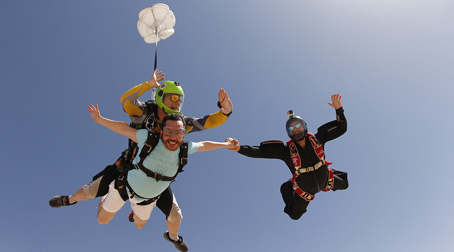 Tandem-skydiving