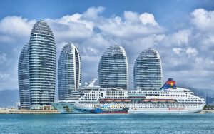 Dubai-cruise-ship