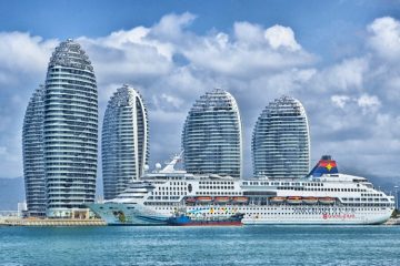 Dubai-cruise-ship