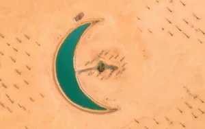 Crescent Moon Lake in Dubai desert